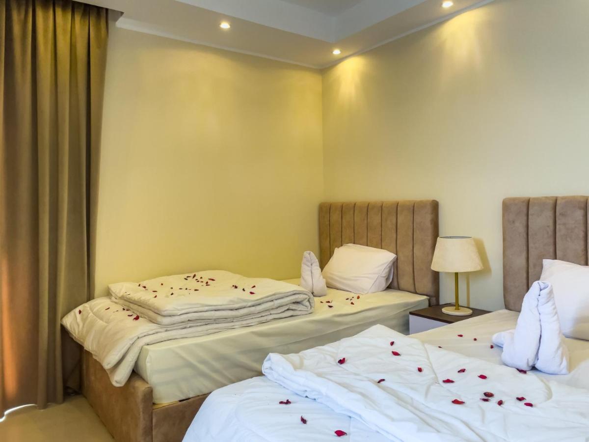 Jumeirah Pyramids View Inn Kafret el-Gabal Kültér fotó