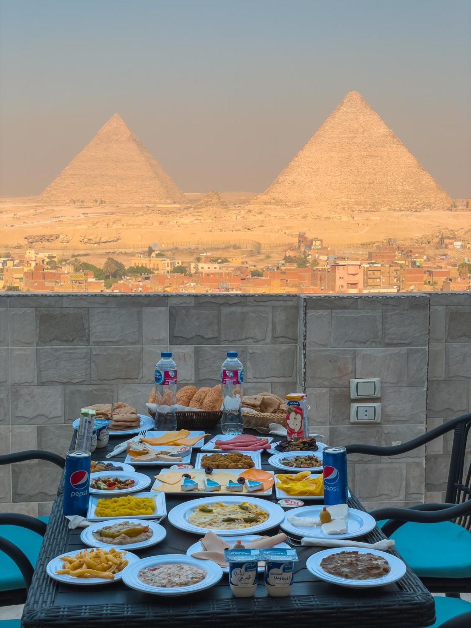 Jumeirah Pyramids View Inn Kafret el-Gabal Kültér fotó