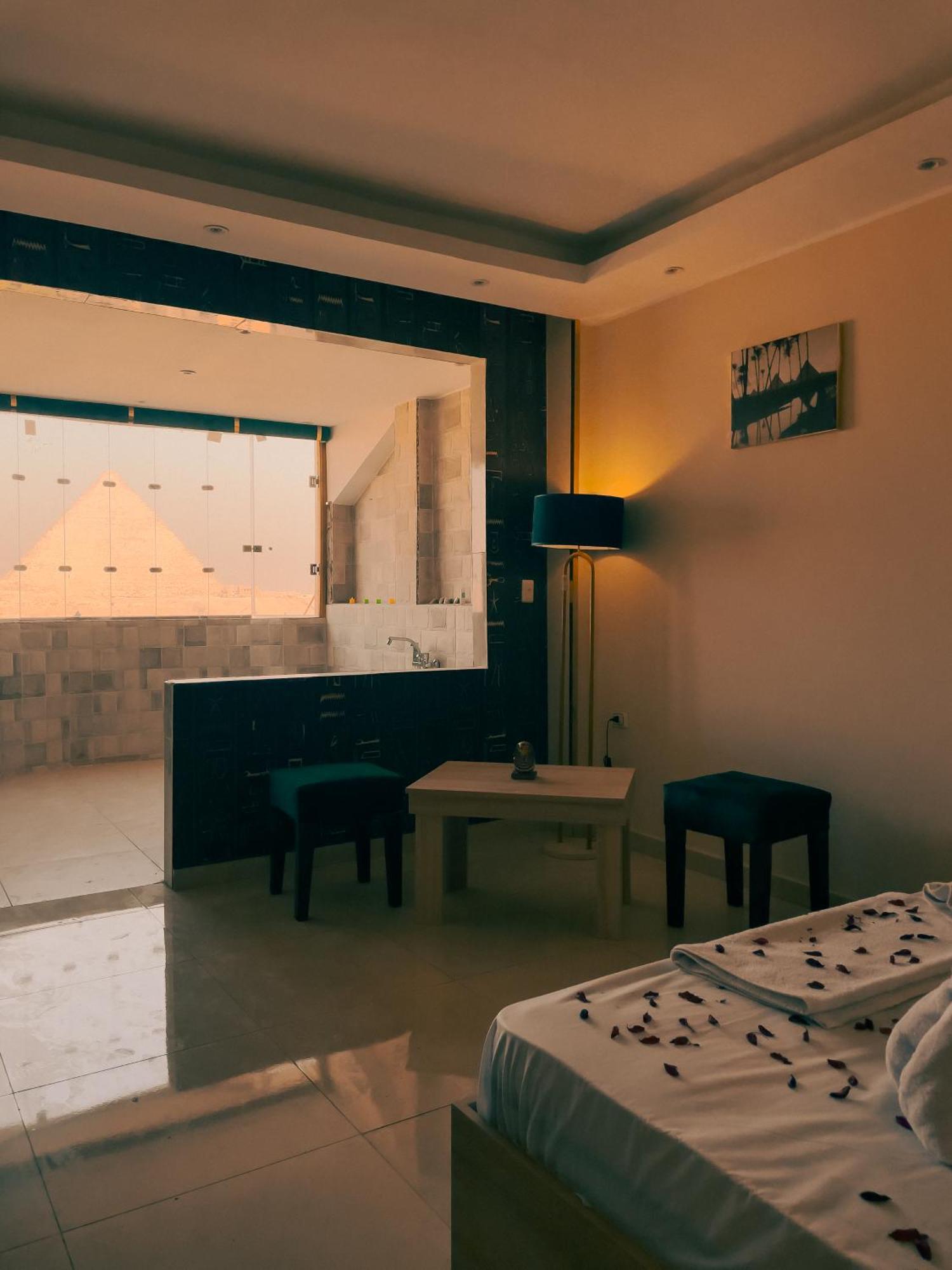 Jumeirah Pyramids View Inn Kafret el-Gabal Kültér fotó
